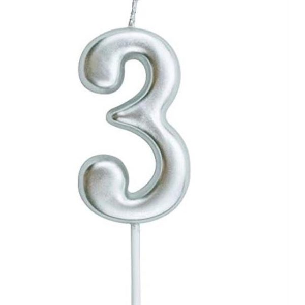 Casey 10cm Silver Numerical Birthday Candle Nr.3