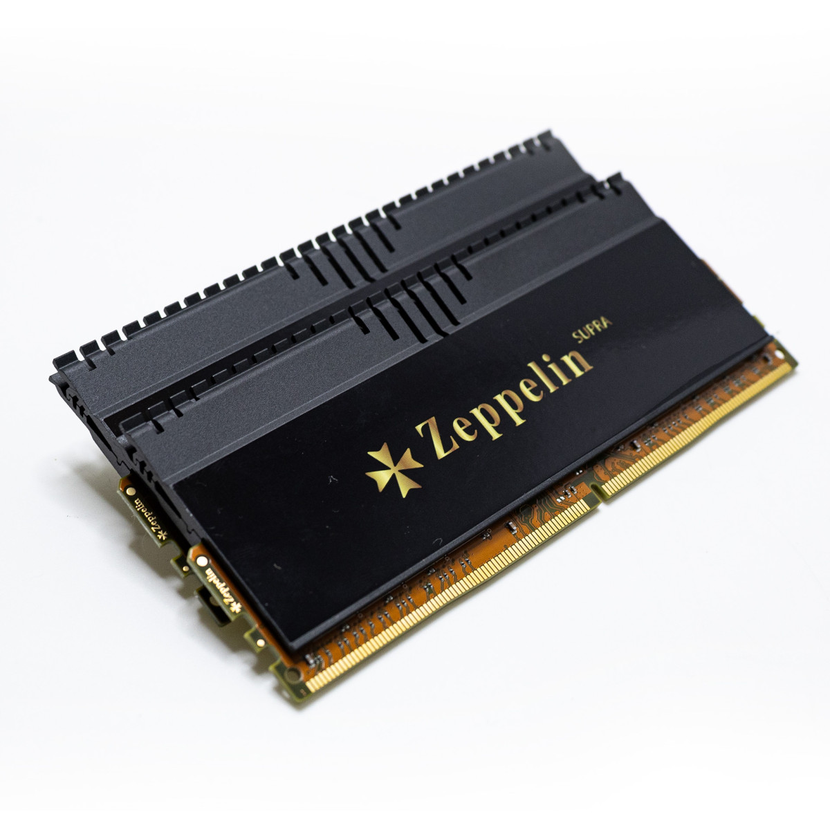 DDR4 16GBX2 ZEPPLIN PC3200 1GB*8 HS