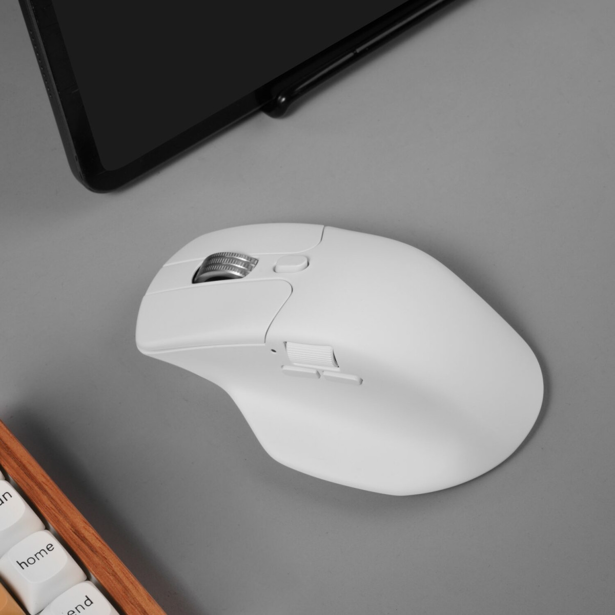 Keychron M6S-A24 PixArt 3950 8K 30000DPI Wireless Mouse (BT/2.4GHz/Wired) - White - Image 4